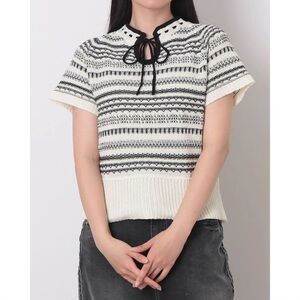 Zara Black and White Patterned Knit Top